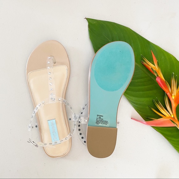 BETSY JOHNSON ROSA FLAT SANDAL - Picture 3 of 8